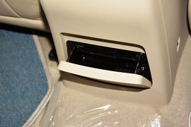 2015款奇瑞艾瑞泽7