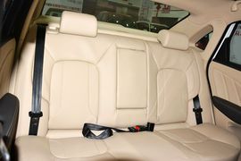 2015款奇瑞艾瑞泽7