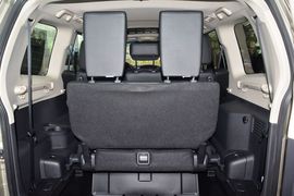 2016款三菱帕杰罗3.0L自动尊贵版