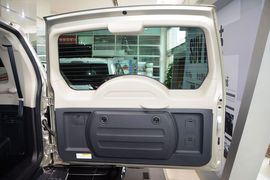 2016款三菱帕杰罗3.0L自动尊贵版