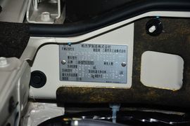 2016款三菱帕杰罗3.0L自动尊贵版