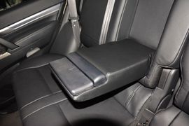 2016款三菱帕杰罗3.0L自动尊贵版