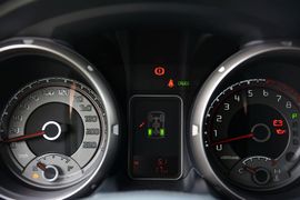 2016款三菱帕杰罗3.0L自动尊贵版