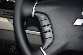 2016款三菱帕杰罗3.0L自动尊贵版