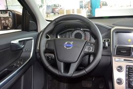 2016款沃尔沃XC60