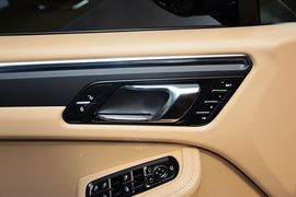 2016款保时捷Macan