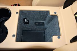 2016款保时捷Macan