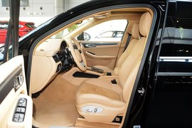 2016款保时捷Macan