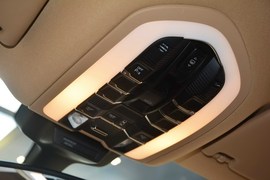 2016款保时捷Macan