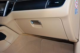 2016款保时捷Macan