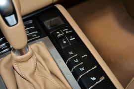 2016款保时捷Macan