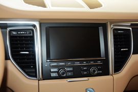 2016款保时捷Macan