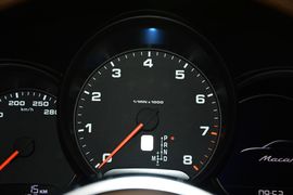 2016款保时捷Macan