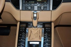 2016款保时捷Macan