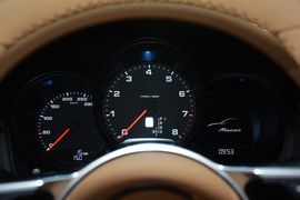 2016款保时捷Macan