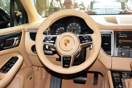 2016款保时捷Macan