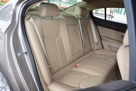 2015款荣威950