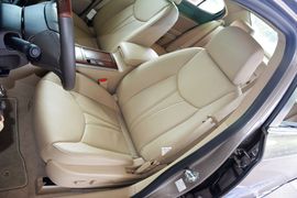 2015款荣威950