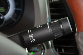 2015款荣威950