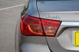 2015款荣威950