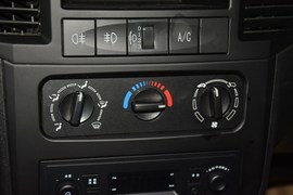 2013款五菱之光1.0L基本型