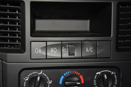 2013款五菱之光1.0L基本型