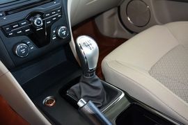 2013款奔腾B50