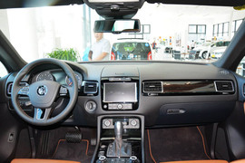 2013款大众途锐3.0TSI