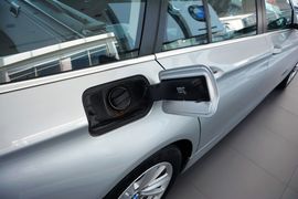 2014款宝马520i旅行版