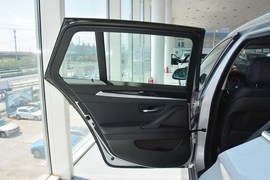 2014款宝马520i旅行版