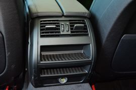 2014款宝马520i旅行版