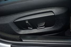 2014款宝马520i旅行版