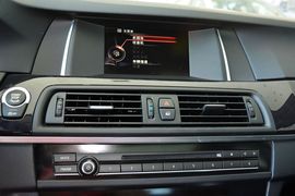 2014款宝马520i旅行版