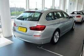 2014款宝马520i旅行版