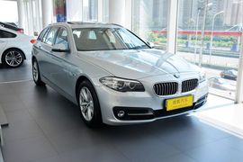 2014款宝马520i旅行版