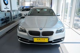 2014款宝马520i旅行版