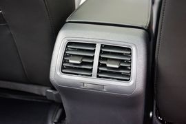 2015款大众高尔夫1.4TSI自动R-Line