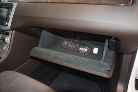 2015款大众迈腾旅行轿车2.0TSI舒适型到店实拍
