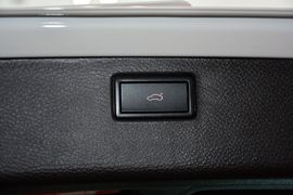 2015款大众迈腾旅行轿车2.0TSI舒适型