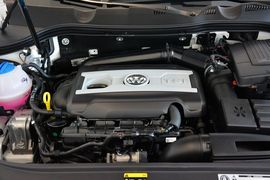 2015款大众迈腾旅行轿车2.0TSI舒适型