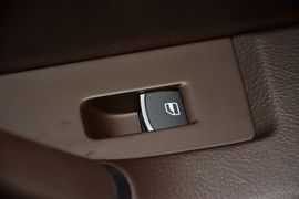 2015款大众迈腾旅行轿车2.0TSI舒适型
