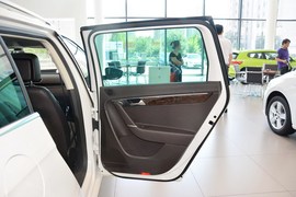 2015款大众迈腾旅行轿车2.0TSI舒适型