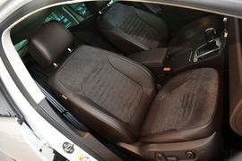 2015款大众迈腾旅行轿车2.0TSI舒适型