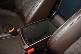 2015款大众迈腾旅行轿车2.0TSI舒适型
