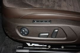 2015款大众迈腾旅行轿车2.0TSI舒适型