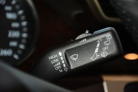 2015款大众迈腾旅行轿车2.0TSI舒适型