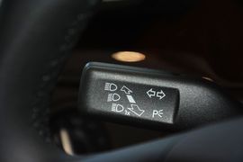 2015款大众迈腾旅行轿车2.0TSI舒适型