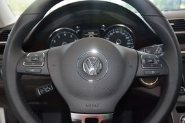 2015款大众迈腾旅行轿车2.0TSI舒适型
