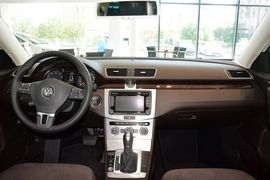 2015款大众迈腾旅行轿车2.0TSI舒适型