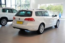 2015款大众迈腾旅行轿车2.0TSI舒适型